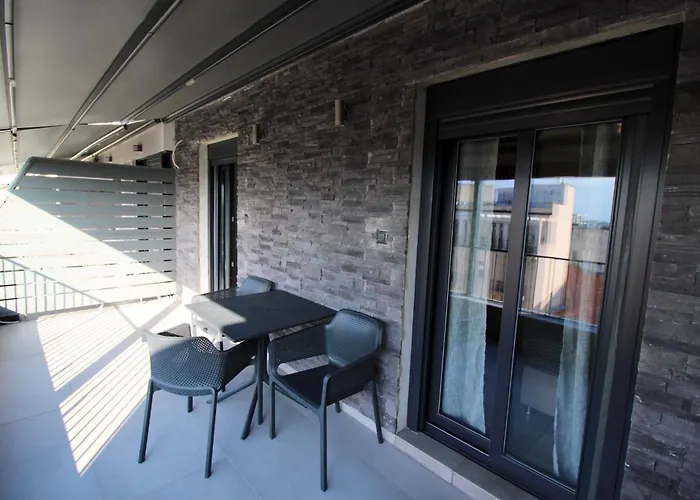 Raise Avocado 公寓