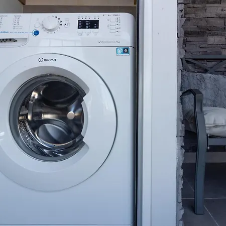 Raise Avocado 테살로니키